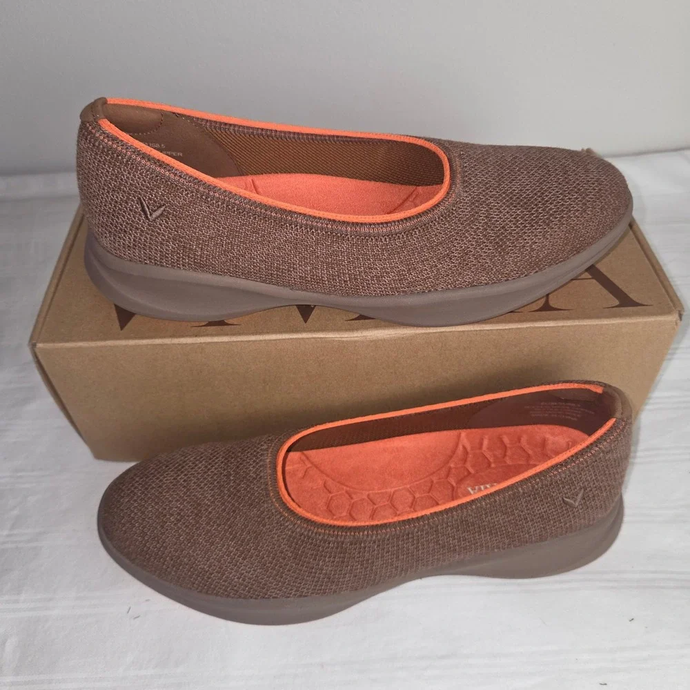 VIVAIA Izabel Coffee Orange Wool Water Repellent Flats Womens US 8.5 EU 39.5